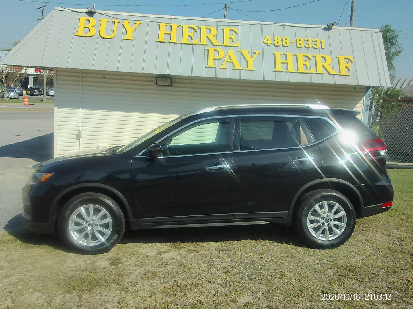2018 Black Nissan Rogue S AWD (KNMAT2MV2JP) with an 2.5L L4 DOHC 16V engine, CVT transmission, located at 2553 Airline Blvd, Portsmouth, VA, 23701, (757) 488-8331, 36.813889, -76.357597 - ***VEHICLE TERMS*** Down Payment: $999 Weekly Payment: $125 APR: 23.9% Repayment Terms: 42 Months *** CALL ELIZABETH SMITH - DIRECTOR OF MARKETING @ 757-488-8331 TO SCHEDULE YOUR APPOINTMENT TODAY AND GET PRE-APPROVED RIGHT OVER THE PHONE***- Photo#0