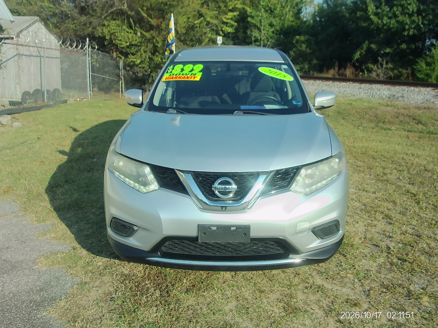 2015 Silver Nissan Rogue S AWD (KNMAT2MV7FP) with an 2.5L L4 DOHC 16V engine, CVT transmission, located at 2553 Airline Blvd, Portsmouth, VA, 23701, (757) 488-8331, 36.813889, -76.357597 - ***VEHICLE TERMS*** Down Payment: $899 Weekly Payment: $115 APR: 23.9% Repayment Terms: 42 Months *** CALL ELIZABETH SMITH - DIRECTOR OF MARKETING @ 757-488-8331 TO SCHEDULE YOUR APPOINTMENT TODAY AND GET PRE-APPROVED RIGHT OVER THE PHONE***- Photo#2