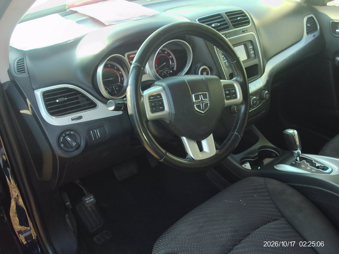 2019 Blue Dodge Journey SE (3C4PDCBBXKT) with an 2.4L L4 DOHC 16V engine, 4A transmission, located at 2553 Airline Blvd, Portsmouth, VA, 23701, (757) 488-8331, 36.813889, -76.357597 - ***VEHICLE TERMS*** Down Payment: $999 Weekly Payment: $120 APR: 23.9% Repayment Terms: 42 Months *** CALL ELIZABETH SMITH - DIRECTOR OF MARKETING @ 757-488-8331 TO SCHEDULE YOUR APPOINTMENT TODAY AND GET PRE-APPROVED RIGHT OVER THE PHONE***- Photo#9
