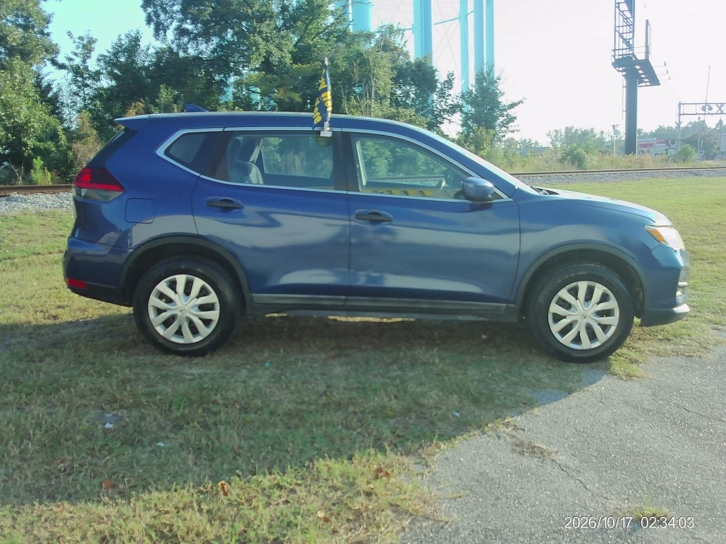 2018 Blue Nissan Rogue S AWD (KNMAT2MV7JP) with an 2.5L L4 DOHC 16V engine, CVT transmission, located at 2553 Airline Blvd, Portsmouth, VA, 23701, (757) 488-8331, 36.813889, -76.357597 - ***VEHICLE TERMS*** Down Payment: $999 Weekly Payment: $120 APR: 23.9% Repayment Terms: 42 Months *** CALL ELIZABETH SMITH - DIRECTOR OF MARKETING @ 757-488-8331 TO SCHEDULE YOUR APPOINTMENT TODAY AND GET PRE-APPROVED RIGHT OVER THE PHONE***- Photo#4