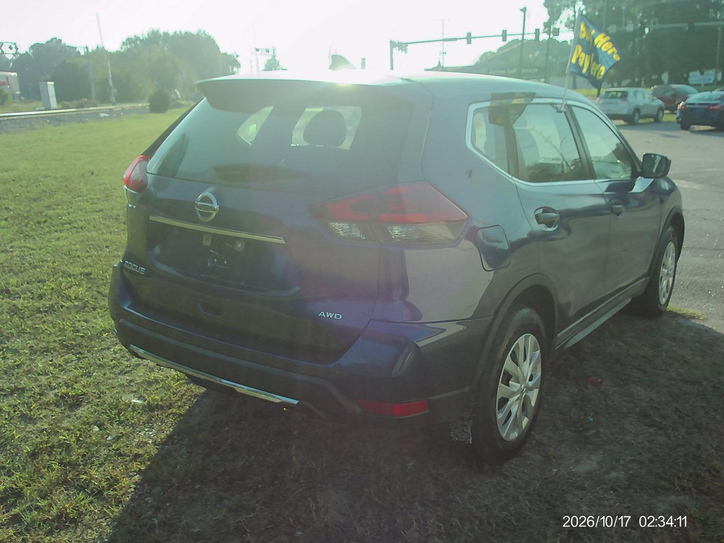 2018 Blue Nissan Rogue S AWD (KNMAT2MV7JP) with an 2.5L L4 DOHC 16V engine, CVT transmission, located at 2553 Airline Blvd, Portsmouth, VA, 23701, (757) 488-8331, 36.813889, -76.357597 - ***VEHICLE TERMS*** Down Payment: $999 Weekly Payment: $120 APR: 23.9% Repayment Terms: 42 Months *** CALL ELIZABETH SMITH - DIRECTOR OF MARKETING @ 757-488-8331 TO SCHEDULE YOUR APPOINTMENT TODAY AND GET PRE-APPROVED RIGHT OVER THE PHONE***- Photo#5