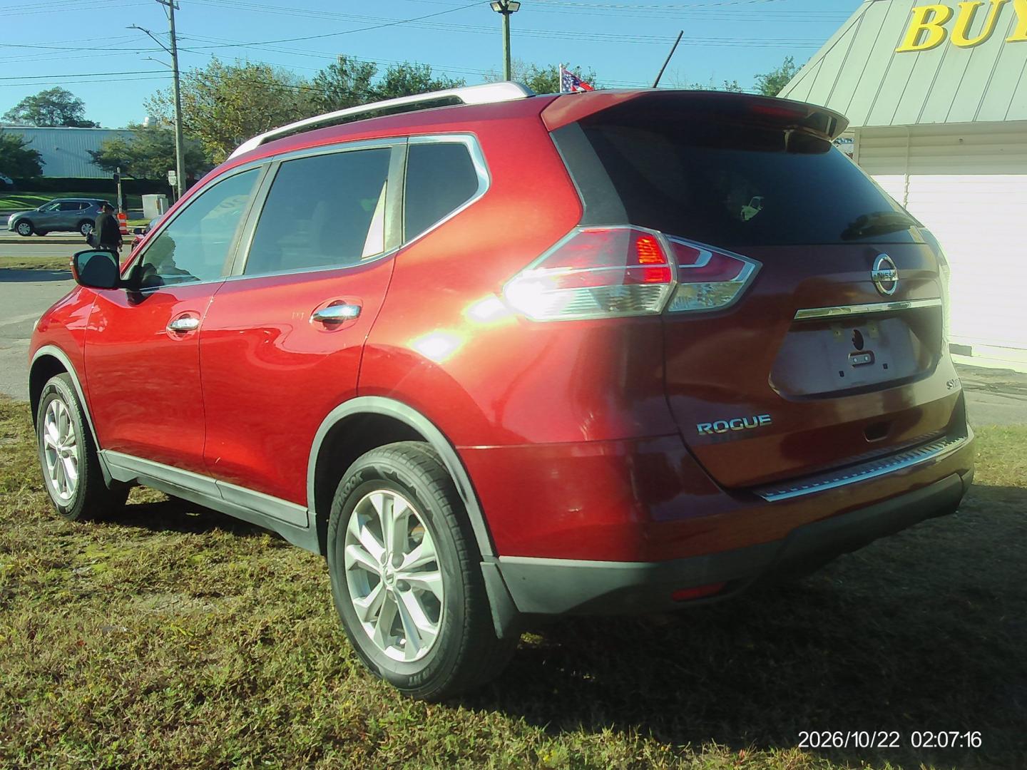 2016 Red Nissan Rogue SV AWD (KNMAT2MV6GP) with an 2.5L L4 DOHC 16V engine, CVT transmission, located at 2553 Airline Blvd, Portsmouth, VA, 23701, (757) 488-8331, 36.813889, -76.357597 - ***VEHICLE TERMS*** Down Payment: $899 Weekly Payment: $115 APR: 23.9% Repayment Terms: 42 Months *** CALL ELIZABETH SMITH - DIRECTOR OF MARKETING @ 757-488-8331 TO SCHEDULE YOUR APPOINTMENT TODAY AND GET PRE-APPROVED RIGHT OVER THE PHONE***- Photo#7