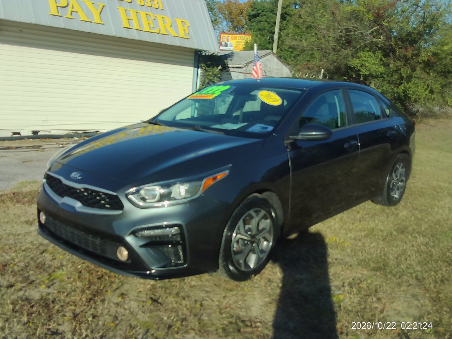 2019 Gray Kia Forte LX 6A (3KPF24AD4KE) with an 2.0L L4 DOHC 16V engine, 6A transmission, located at 2553 Airline Blvd, Portsmouth, VA, 23701, (757) 488-8331, 36.813889, -76.357597 - ***VEHICLE TERMS*** Down Payment: $999 Weekly Payment: $120 APR: 23.9% Repayment Terms: 42 Months *** CALL ELIZABETH SMITH - DIRECTOR OF MARKETING @ 757-488-8331 TO SCHEDULE YOUR APPOINTMENT TODAY AND GET PRE-APPROVED RIGHT OVER THE PHONE***- Photo#1