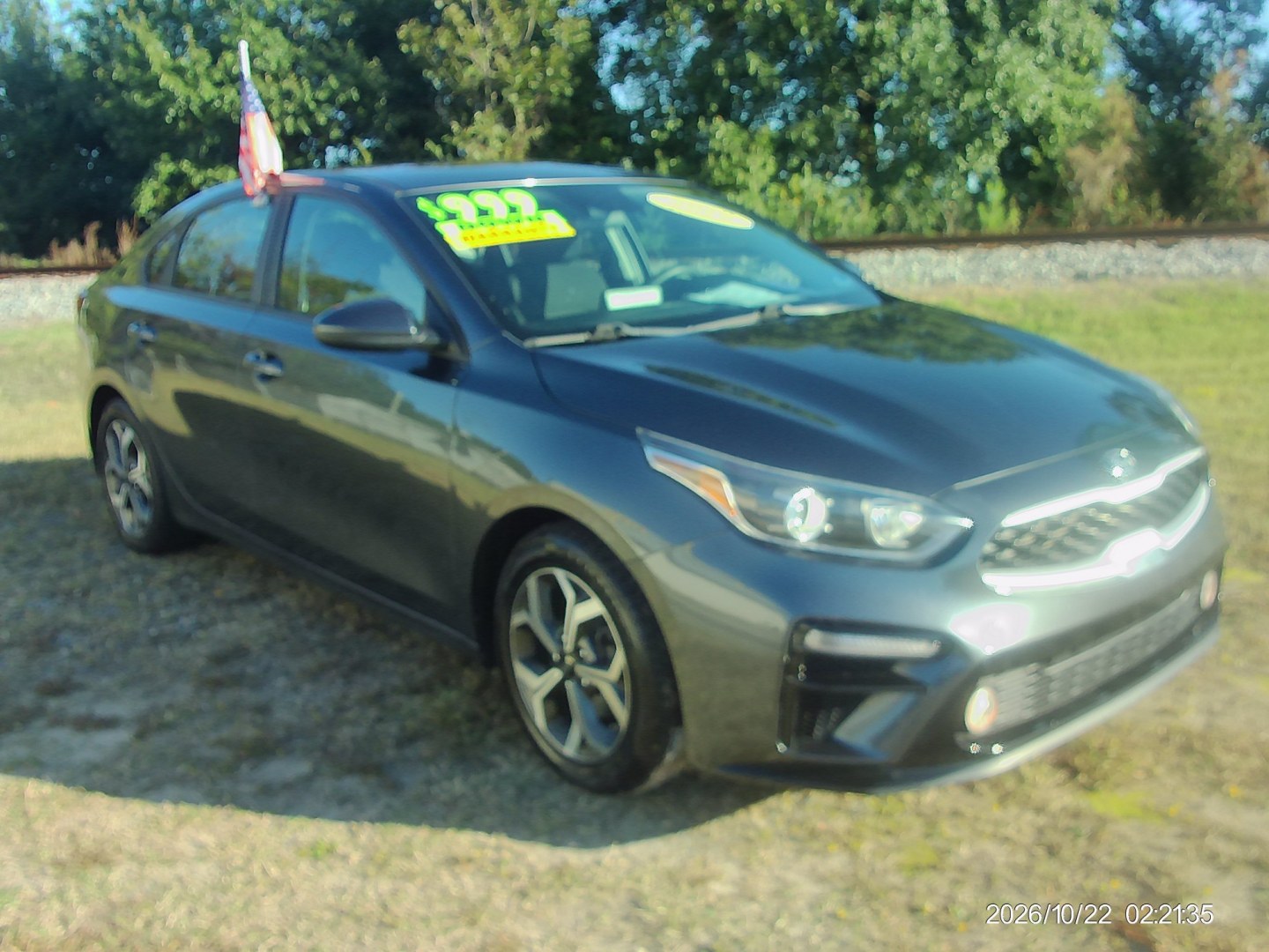 2019 Gray Kia Forte LX 6A (3KPF24AD4KE) with an 2.0L L4 DOHC 16V engine, 6A transmission, located at 2553 Airline Blvd, Portsmouth, VA, 23701, (757) 488-8331, 36.813889, -76.357597 - ***VEHICLE TERMS*** Down Payment: $999 Weekly Payment: $120 APR: 23.9% Repayment Terms: 42 Months *** CALL ELIZABETH SMITH - DIRECTOR OF MARKETING @ 757-488-8331 TO SCHEDULE YOUR APPOINTMENT TODAY AND GET PRE-APPROVED RIGHT OVER THE PHONE***- Photo#3