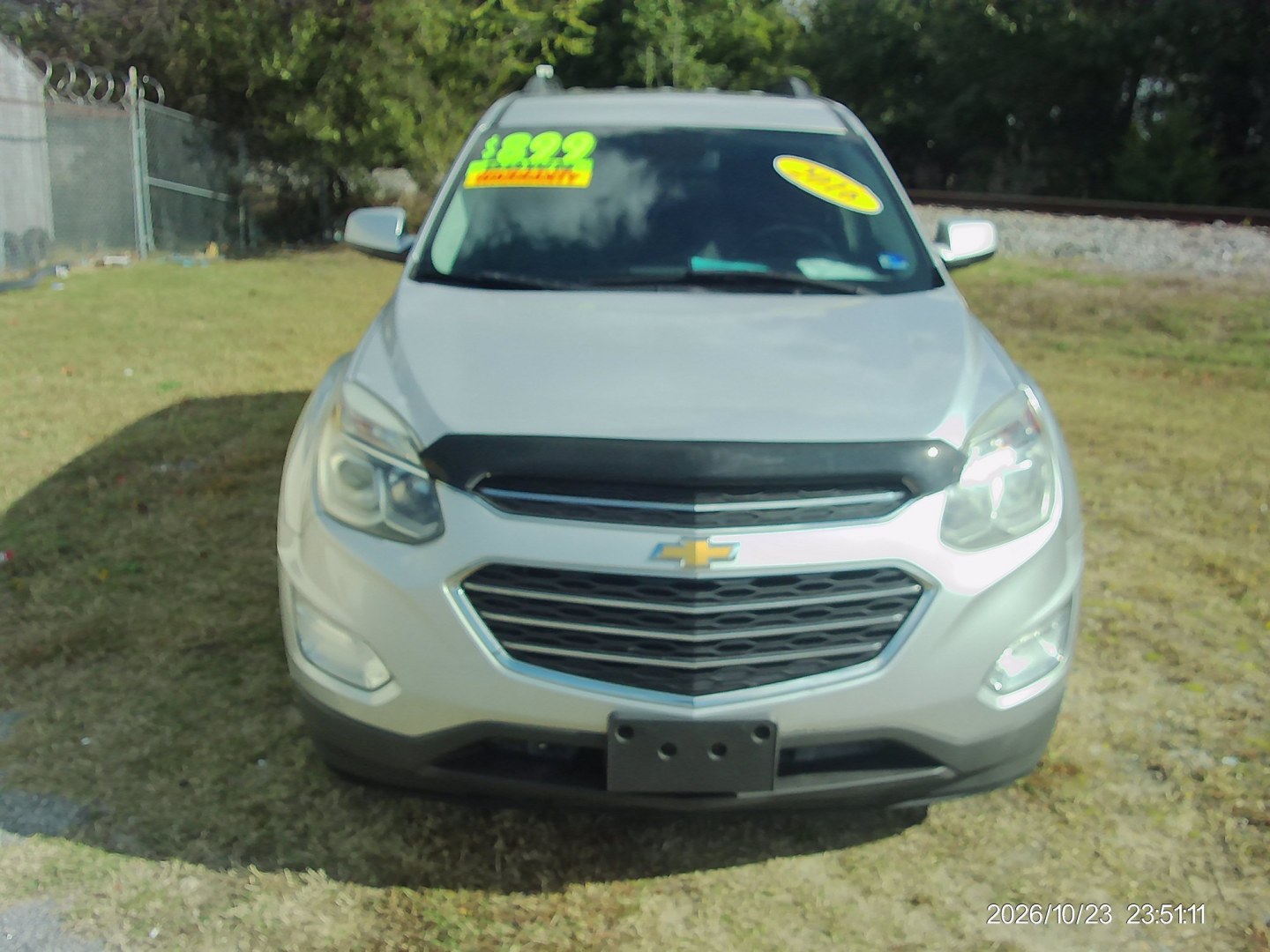 2016 Silver Chevrolet Equinox LT 2WD (2GNALCEK2G1) with an 2.4L L4 DOHC 16V FFV engine, 6A transmission, located at 2553 Airline Blvd, Portsmouth, VA, 23701, (757) 488-8331, 36.813889, -76.357597 - ***VEHICLE TERMS*** Down Payment: $899 Weekly Payment: $115 APR: 23.9% Repayment Terms: 42 Months *** CALL ELIZABETH SMITH - DIRECTOR OF MARKETING @ 757-488-8331 TO SCHEDULE YOUR APPOINTMENT TODAY AND GET PRE-APPROVED RIGHT OVER THE PHONE***- Photo#2