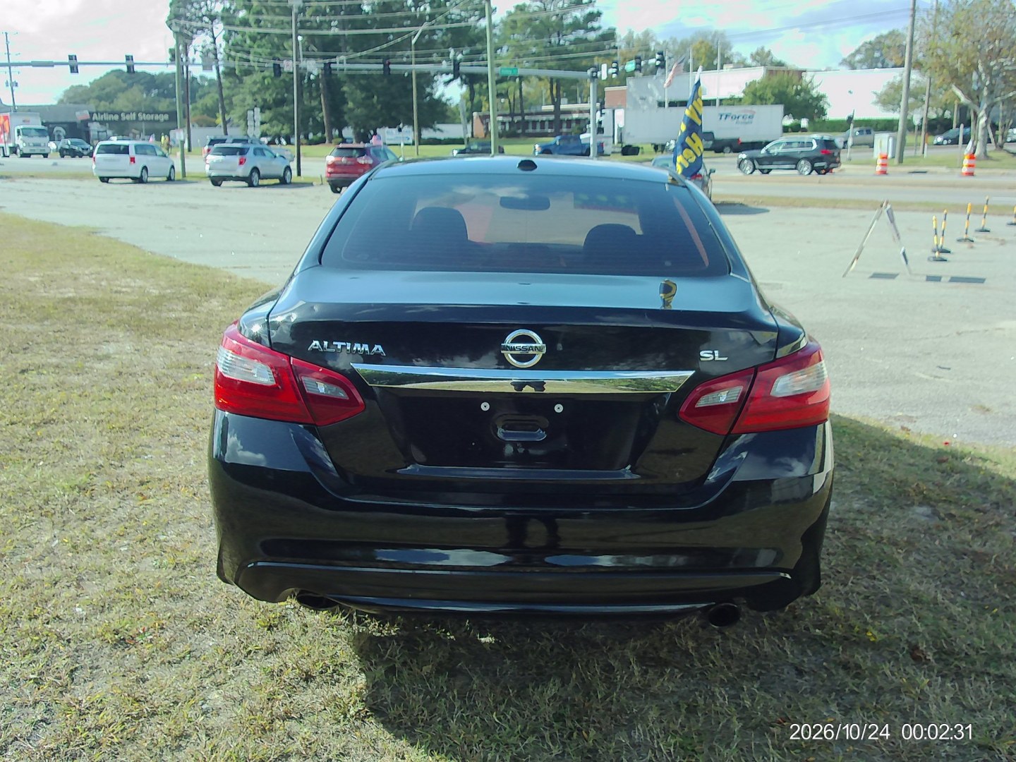 2018 Black Nissan Altima 2.5 (1N4AL3AP2JC) with an 2.5L L4 DOHC 16V engine, CVT transmission, located at 2553 Airline Blvd, Portsmouth, VA, 23701, (757) 488-8331, 36.813889, -76.357597 - ***VEHICLE TERMS*** Down Payment: $999 Weekly Payment: $120 APR: 23.9% Repayment Terms: 42 Months *** CALL ELIZABETH SMITH - DIRECTOR OF MARKETING @ 757-488-8331 TO SCHEDULE YOUR APPOINTMENT TODAY AND GET PRE-APPROVED RIGHT OVER THE PHONE***- Photo#5