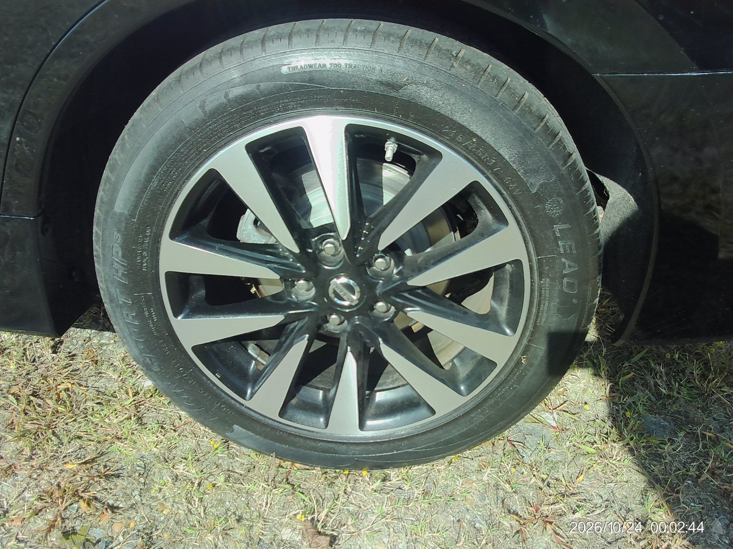 2018 Black Nissan Altima 2.5 (1N4AL3AP2JC) with an 2.5L L4 DOHC 16V engine, CVT transmission, located at 2553 Airline Blvd, Portsmouth, VA, 23701, (757) 488-8331, 36.813889, -76.357597 - ***VEHICLE TERMS*** Down Payment: $999 Weekly Payment: $120 APR: 23.9% Repayment Terms: 42 Months *** CALL ELIZABETH SMITH - DIRECTOR OF MARKETING @ 757-488-8331 TO SCHEDULE YOUR APPOINTMENT TODAY AND GET PRE-APPROVED RIGHT OVER THE PHONE***- Photo#7