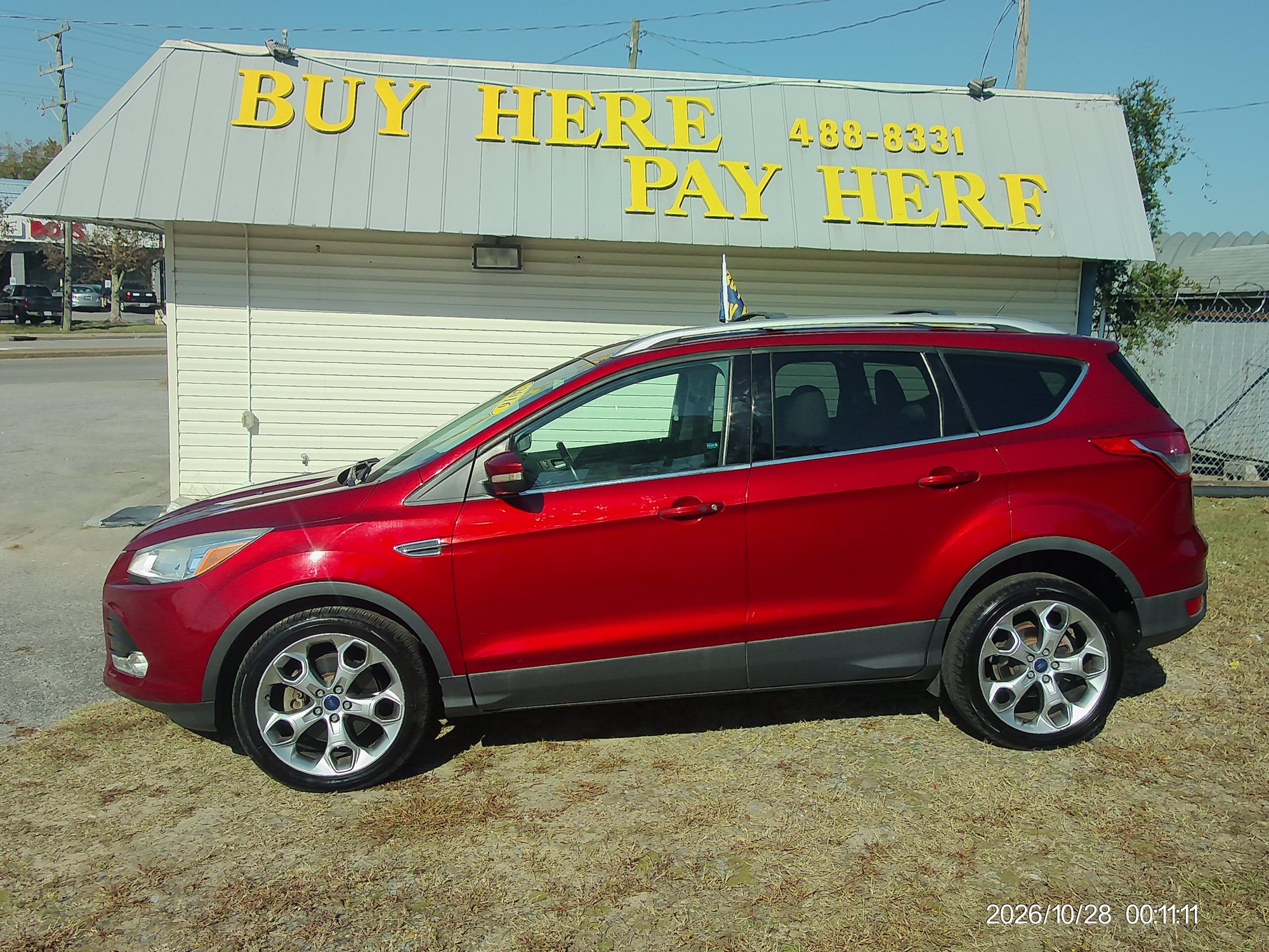 photo of 2016 Ford Escape Titanium FWD